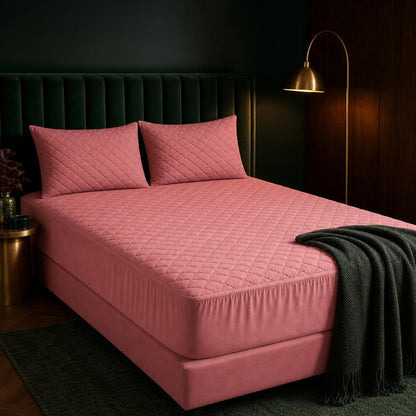 Combo Protector de Colchón 80% Impermeable + Protectores de Almohada